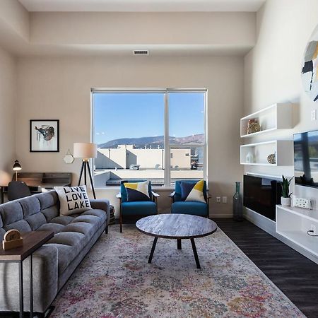Corner Nest - Luxury Brand New Top Floor 2Bedroom Condo Kelowna Eksteriør bilde