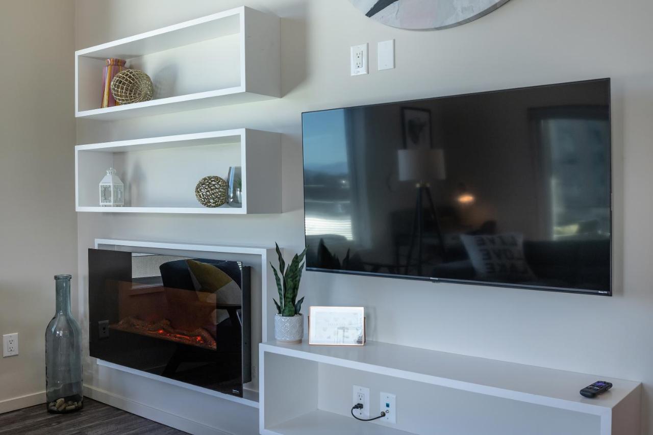 Corner Nest - Luxury Brand New Top Floor 2Bedroom Condo Kelowna Eksteriør bilde