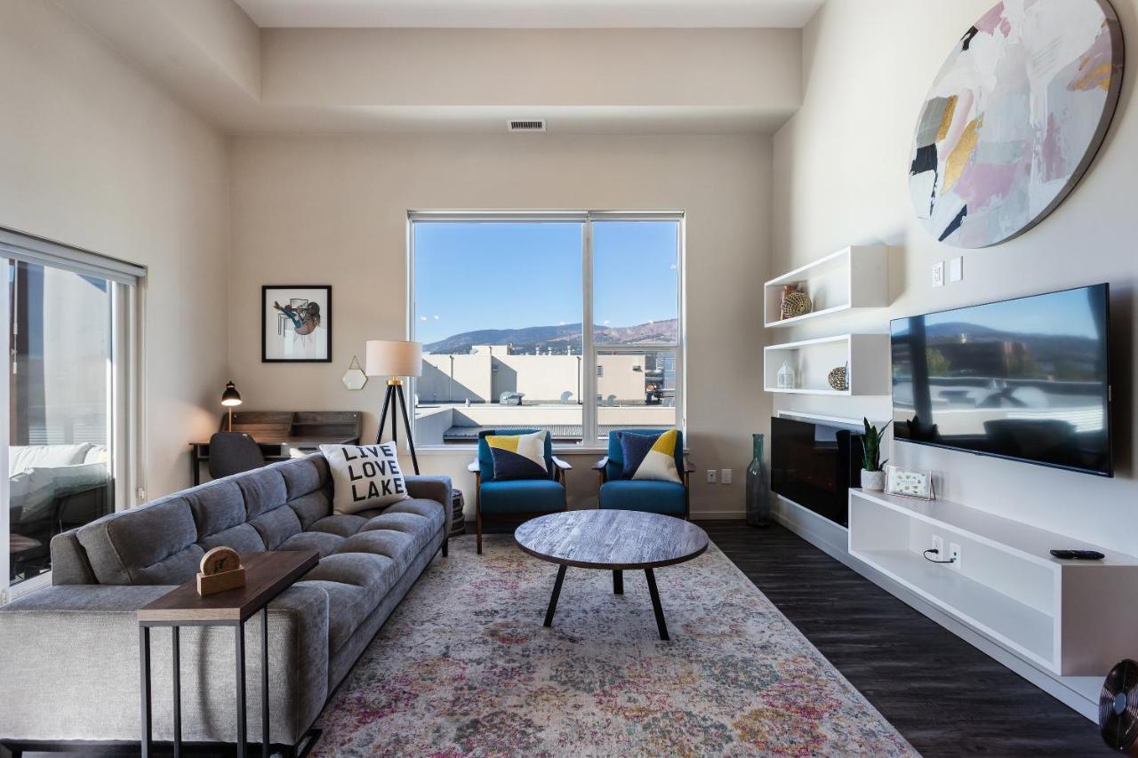 Corner Nest - Luxury Brand New Top Floor 2Bedroom Condo Kelowna Eksteriør bilde